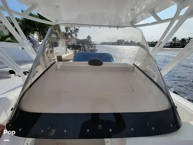 Intrepid 327 Center Console