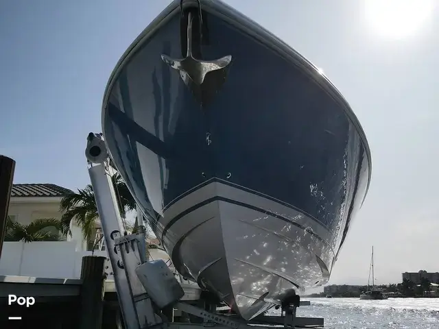 Intrepid 327 Center Console