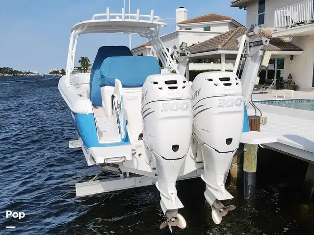 Intrepid 327 Center Console