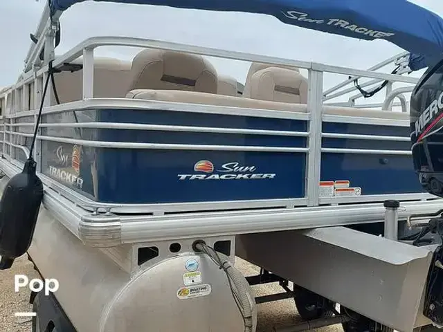 Sun Tracker Sportfish 22 Dxl