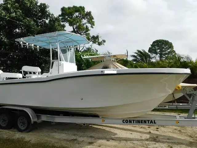 Dusky Open Fisherman 252