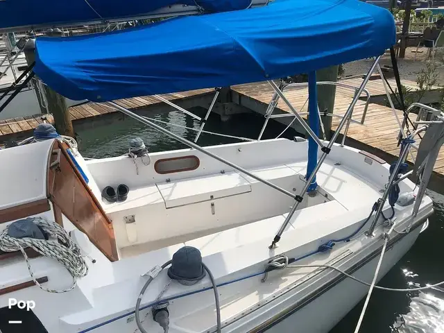 Catalina 27