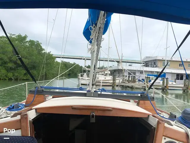 Catalina 27