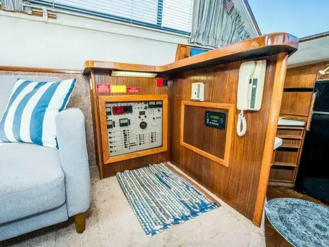 Sea Ray 410 Aft Cabin