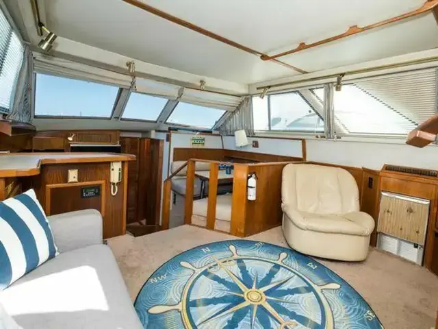 Sea Ray 410 Aft Cabin