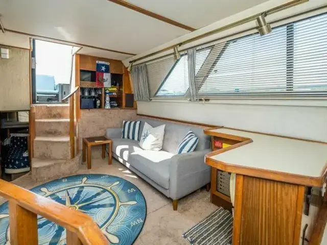 Sea Ray 410 Aft Cabin