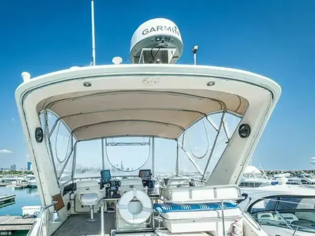 Sea Ray 410 Aft Cabin