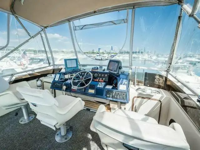 Sea Ray 410 Aft Cabin