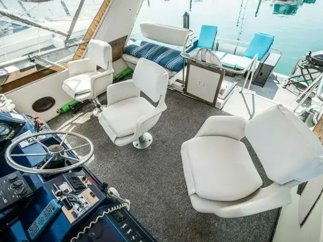 Sea Ray 410 Aft Cabin