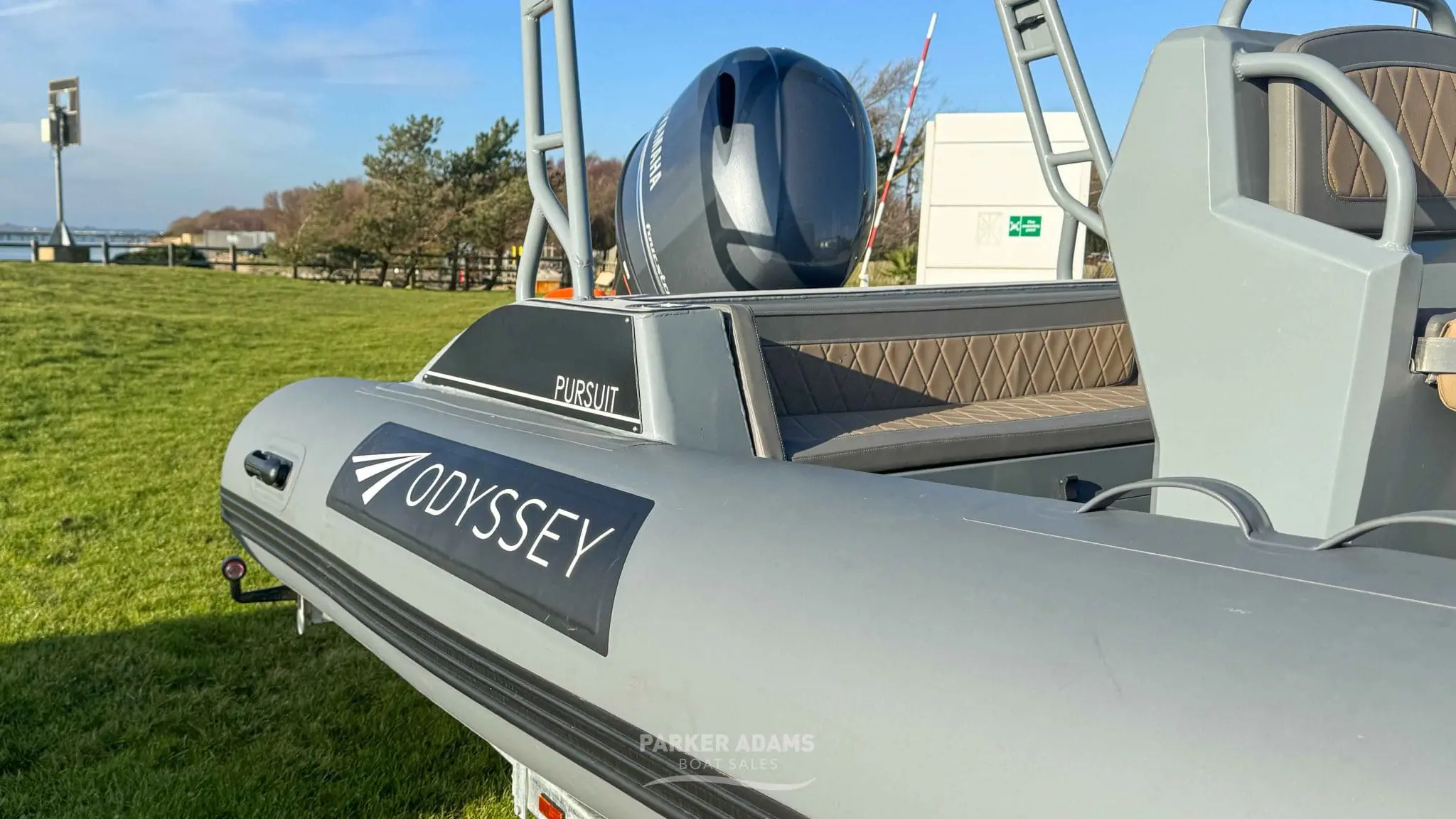 2023 Odyssey pursuit 560