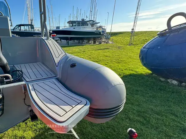 Odyssey Pursuit 560