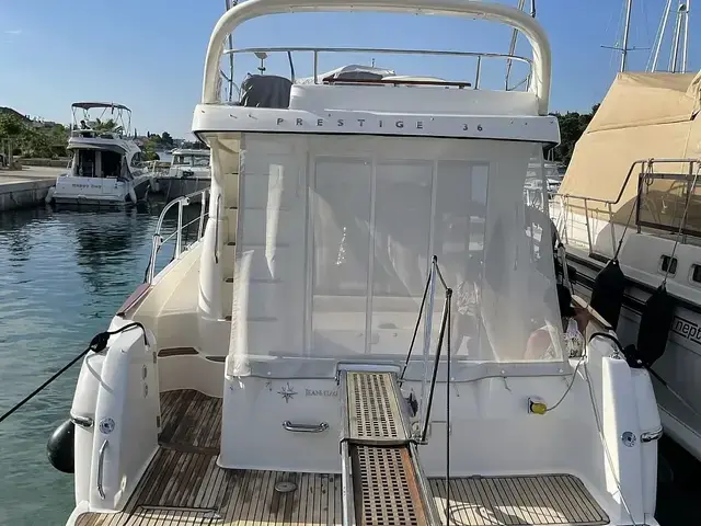 Prestige 36