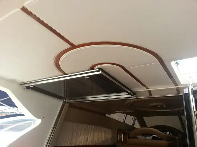 Ferretti Yachts 430