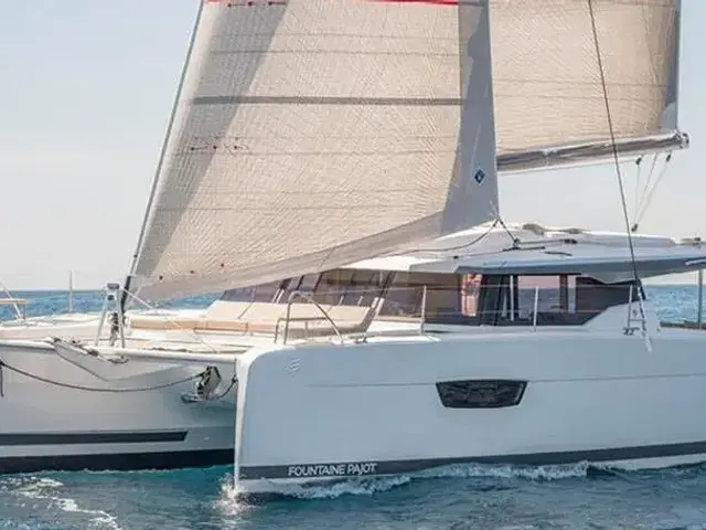 Fountaine Pajot Astrea 42