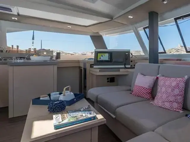 Fountaine Pajot Astrea 42