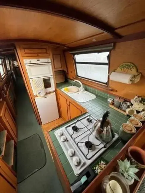 Colecraft Narrowboat