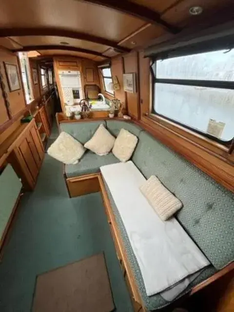 Colecraft Narrowboat