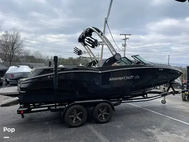 Mastercraft Nxt 22