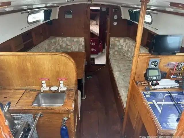 Contessa 32