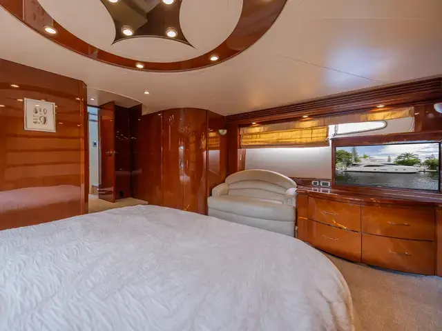 Marquis 65'