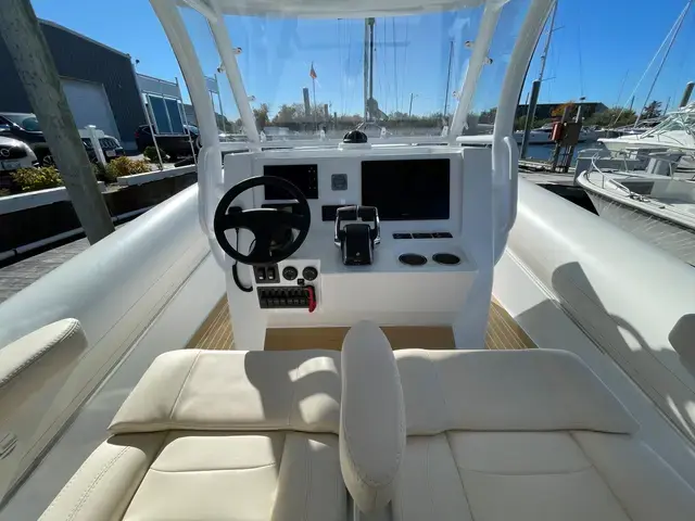 Sea Ray 36'