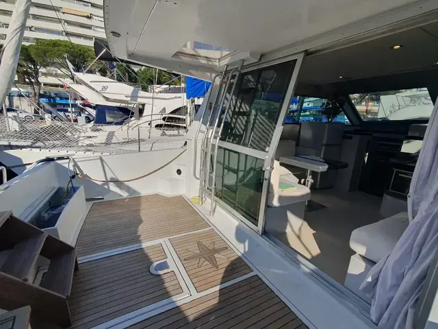 Ferretti Yachts 36 Flybridge