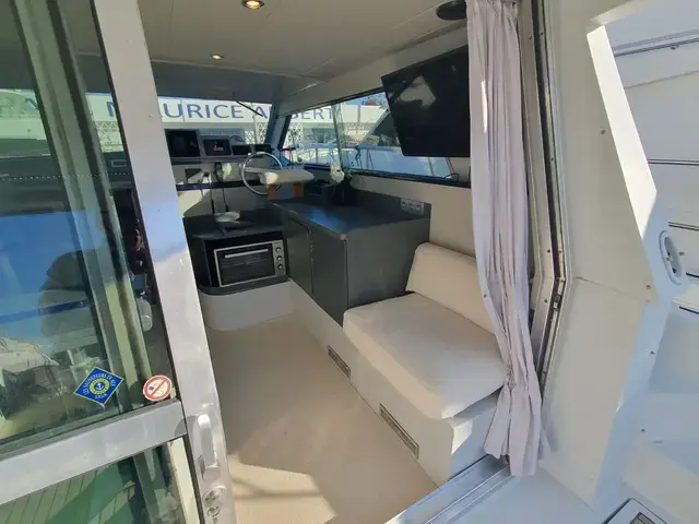 Ferretti Yachts 36 Flybridge