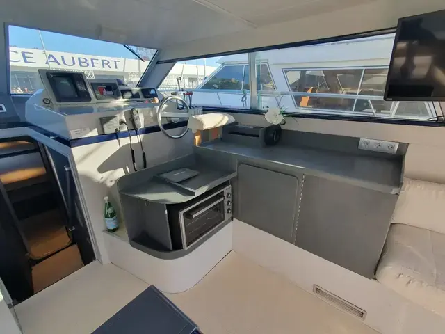 Ferretti Yachts 36 Flybridge