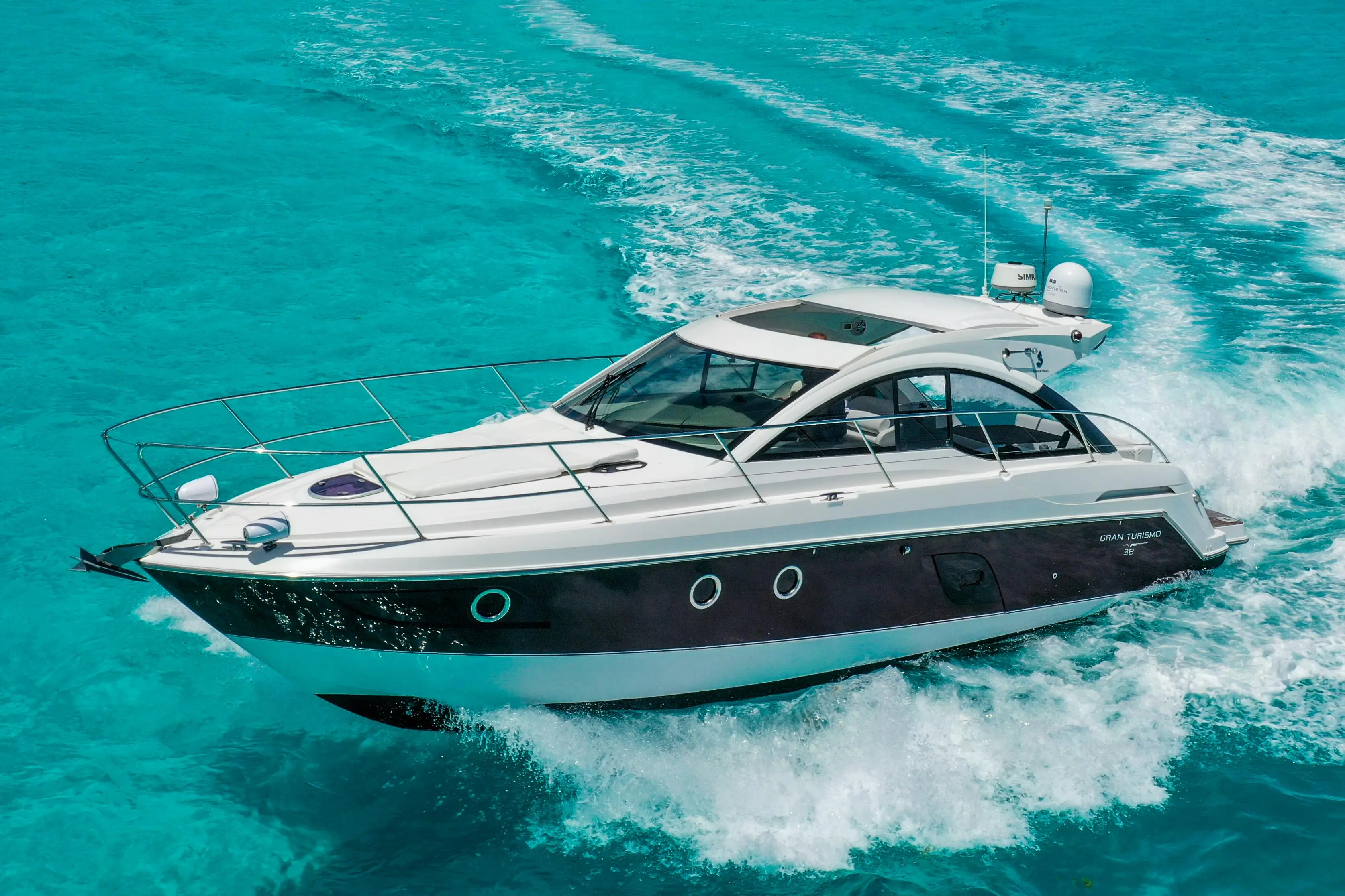 2014 Beneteau 38'