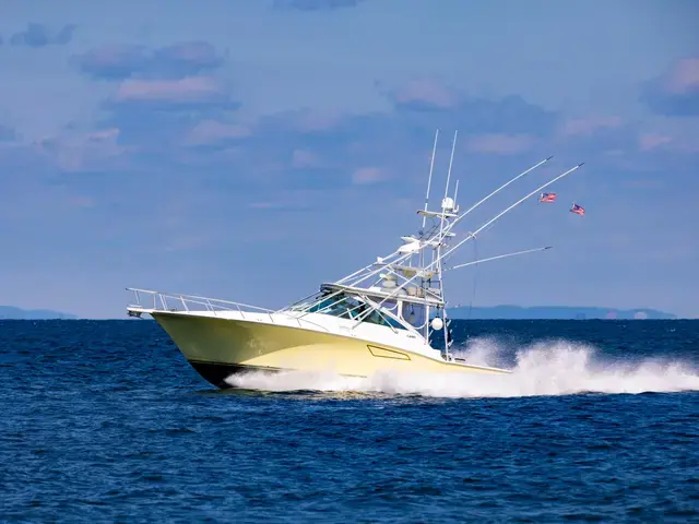 Cabo 40 Convertible