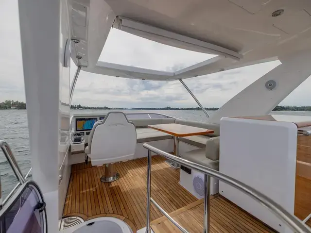 Azimut 50'