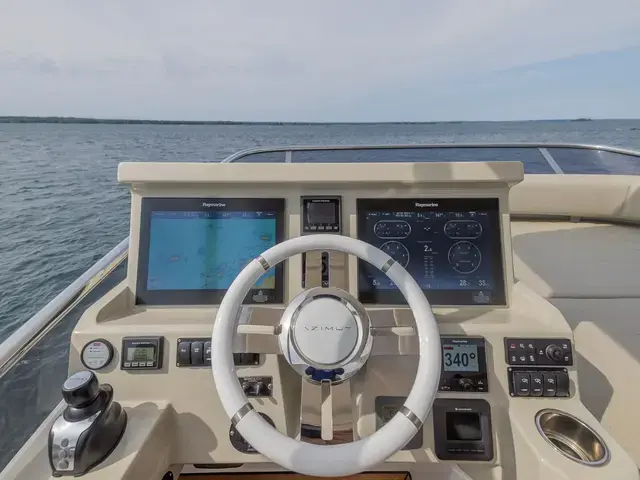 Azimut 50'