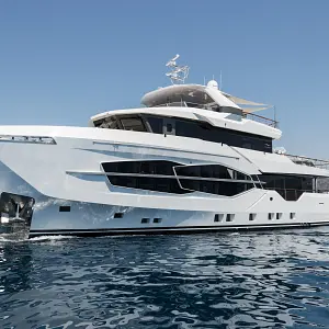 2026 Numarine 105'