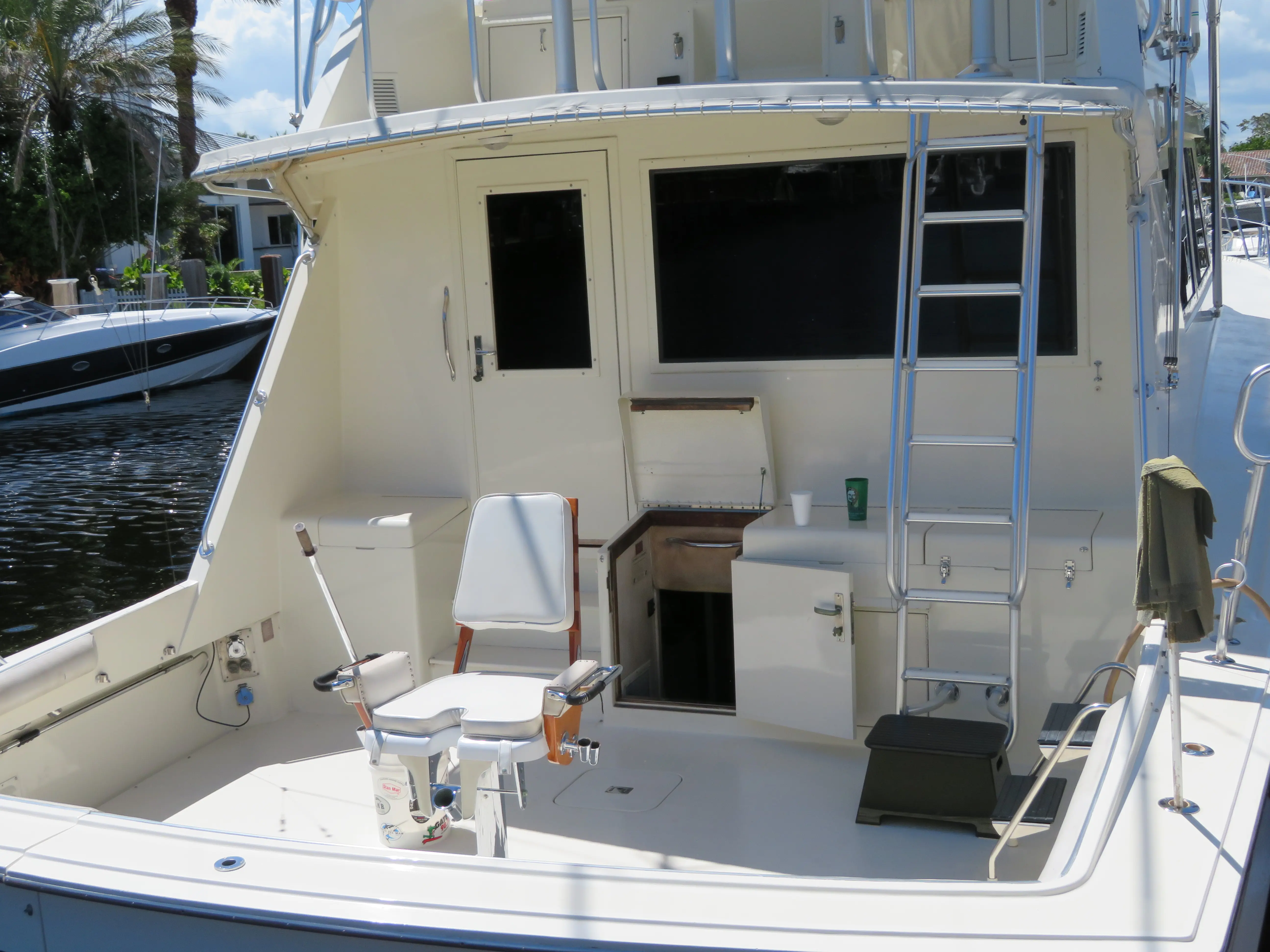 1988 Hatteras 55 convertible