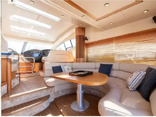 Sunseeker Manhattan 52