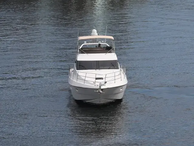 Azimut 58