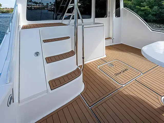 Ocean Yachts 65