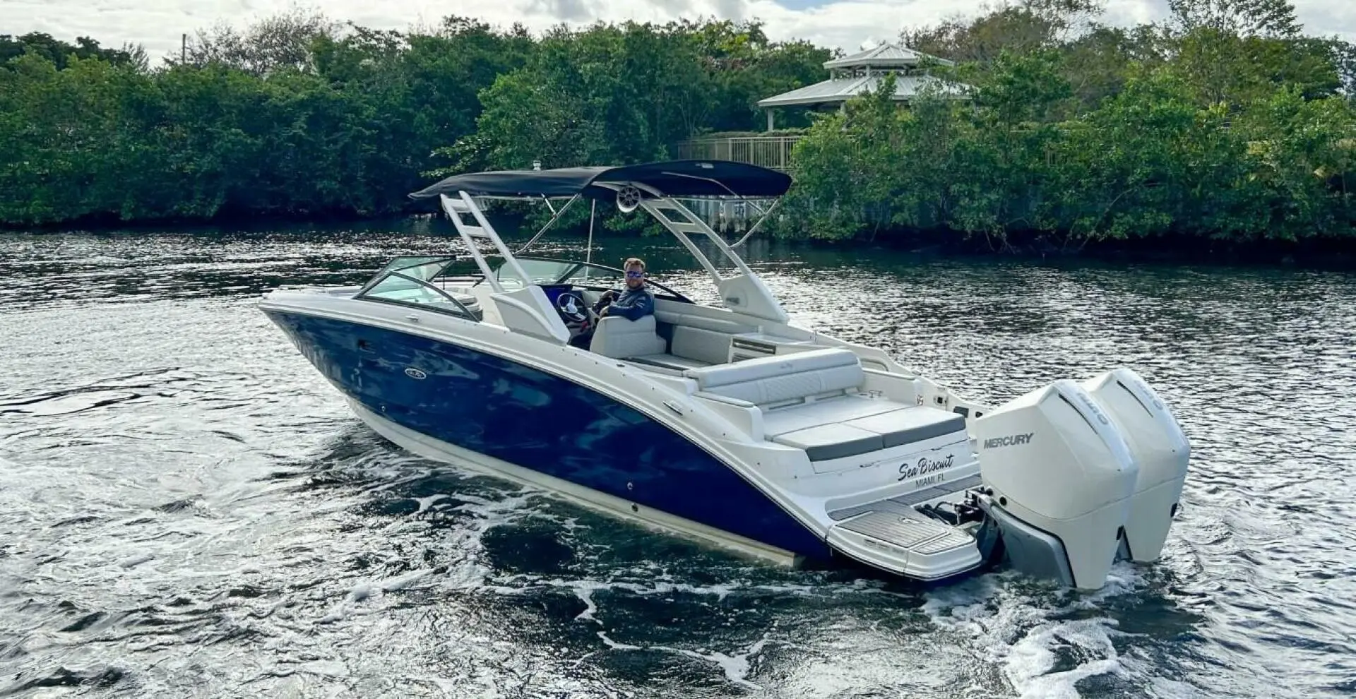 2023 Sea Ray sdx 290 outboard