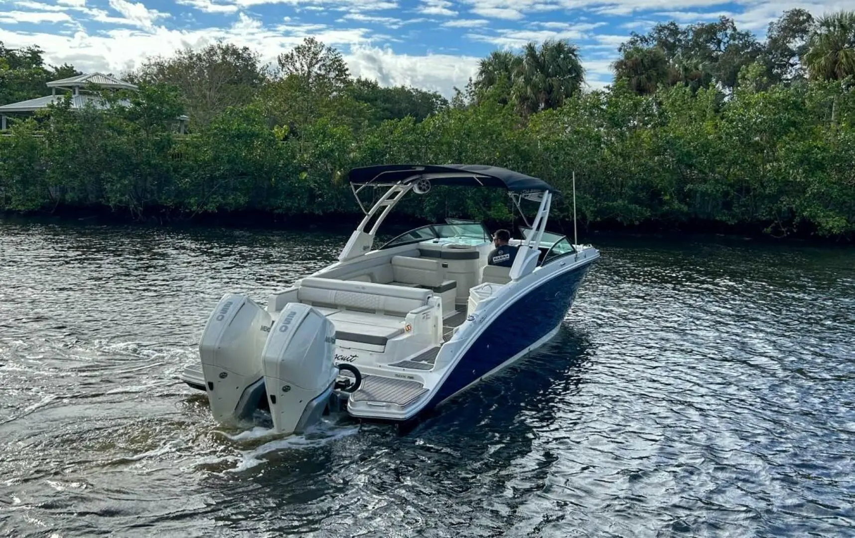 2023 Sea Ray sdx 290 outboard