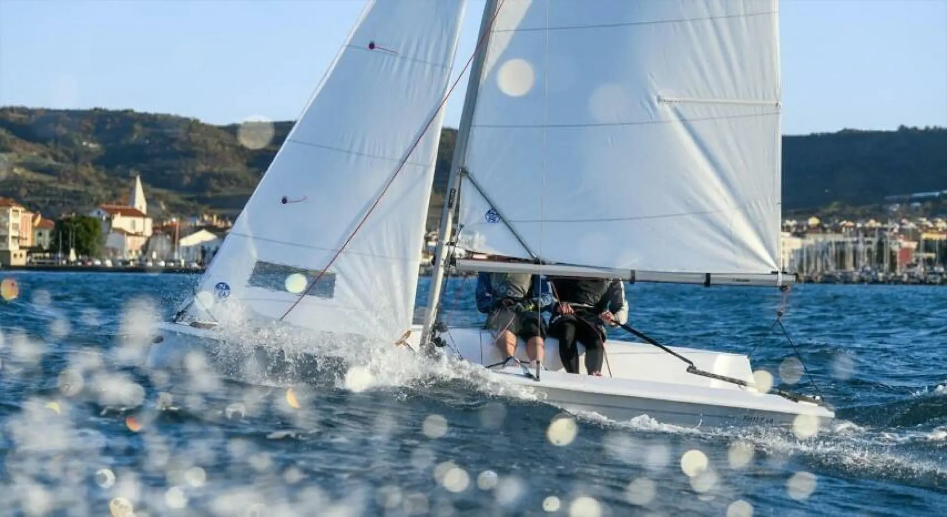 2023 Beneteau first 14