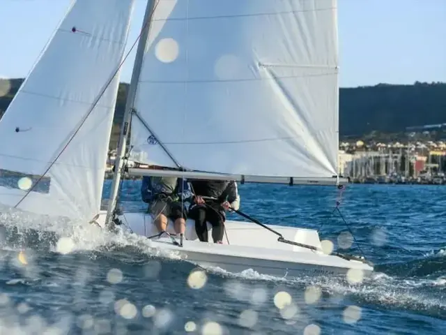 Beneteau First 14