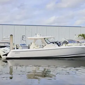 2020 Intrepid Boats 375 Nomad SE