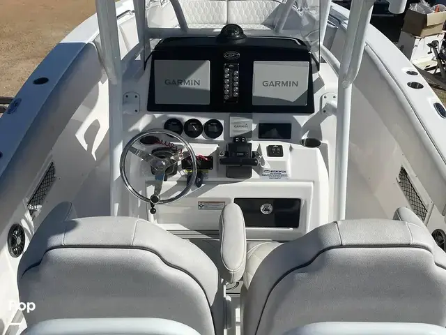 Sea Fox 268 Commander