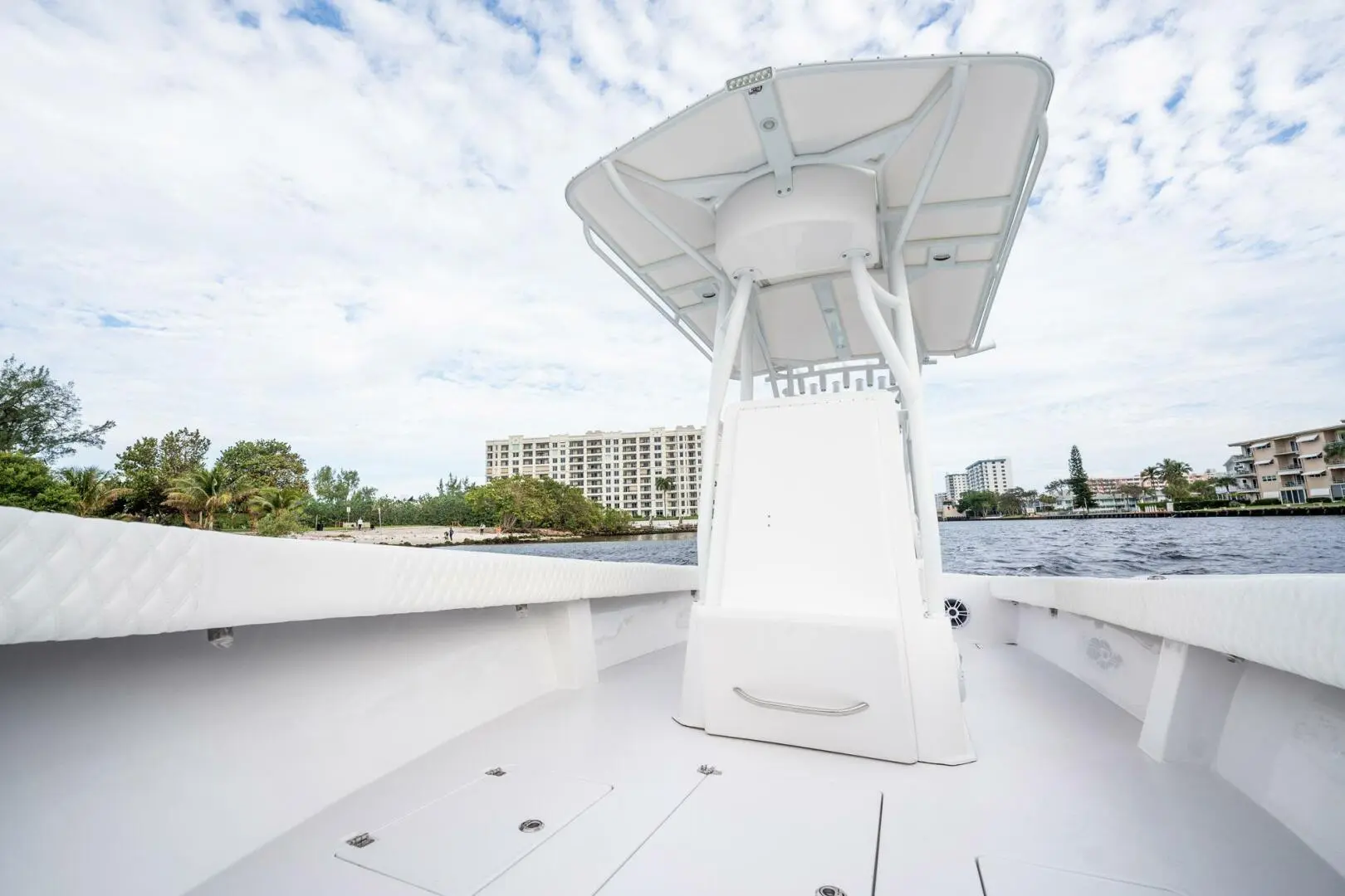 1969 Bertram center console