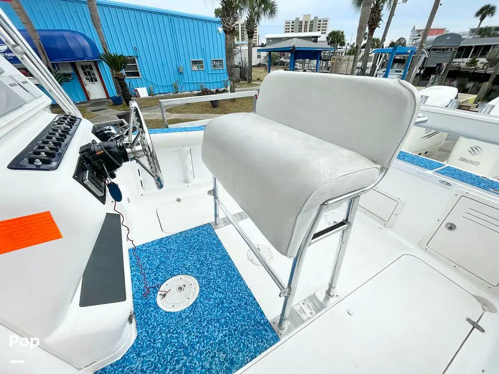 2003 Cobia Boats 312 sport cabin