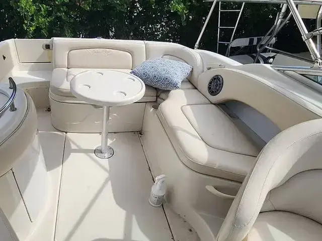 Sea Ray 270 Sundeck