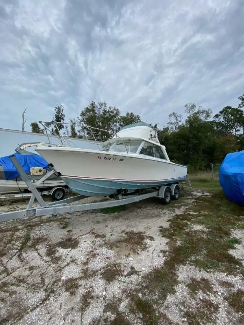 1972 Bertram flybridge