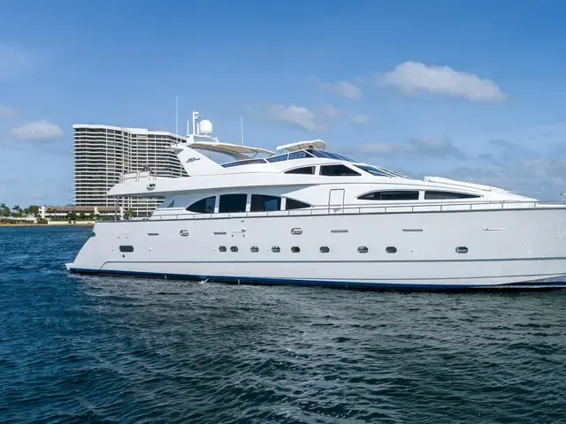 Azimut 100'