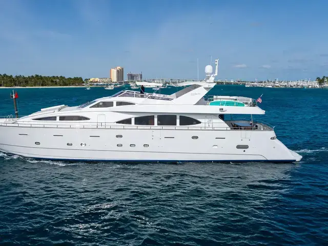 Azimut 100'