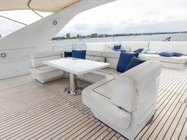 Azimut 100'